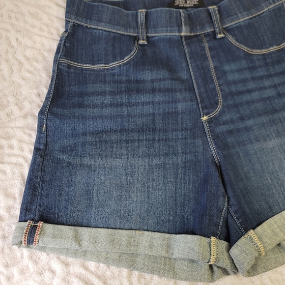 JUDY BLUE Pull-on Short Women's Size 1XL Dark Wash Denim - Picture 3 of 15